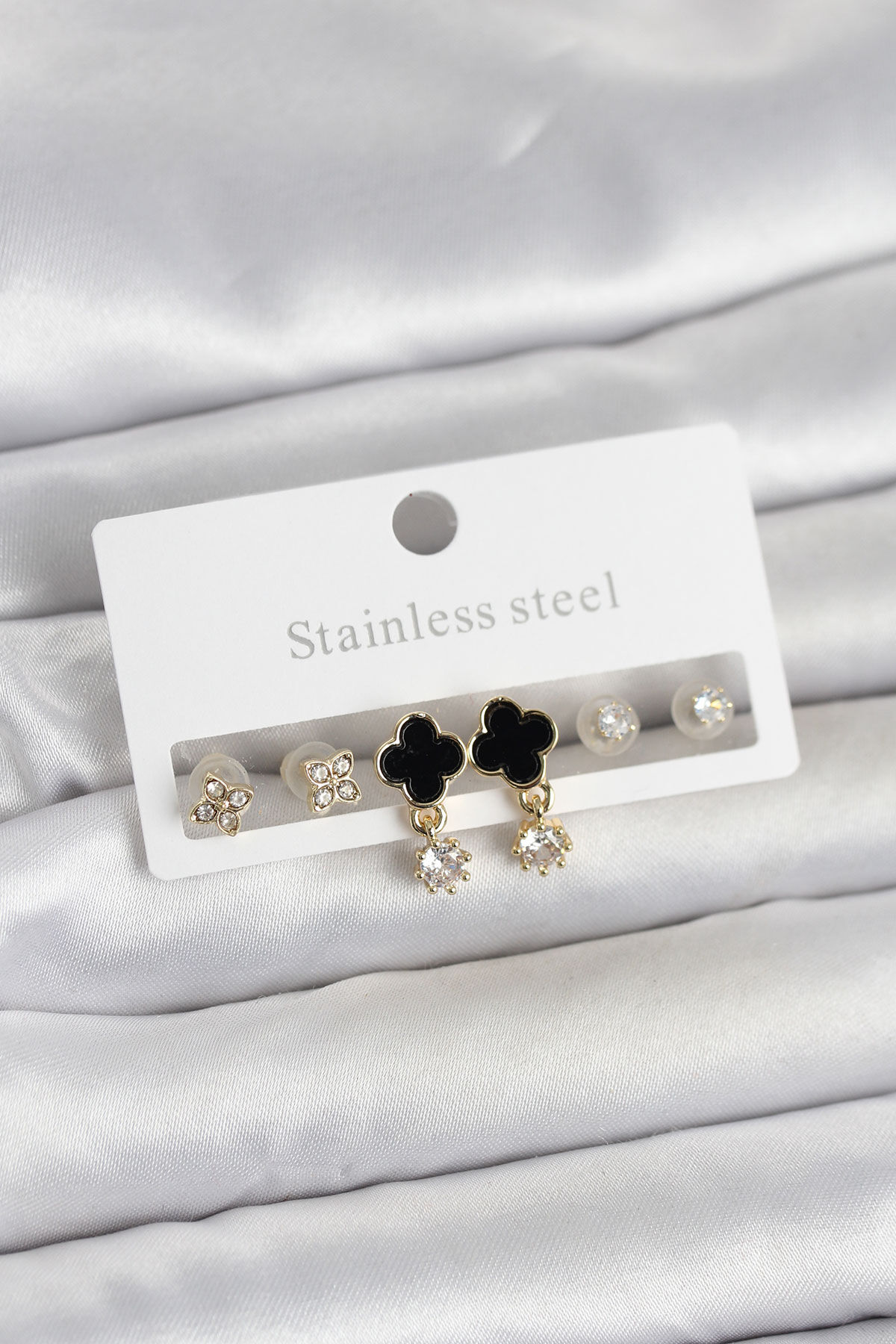 316L Çelik Gold Renk Yonca Detaylı Kadın Küpe Seti