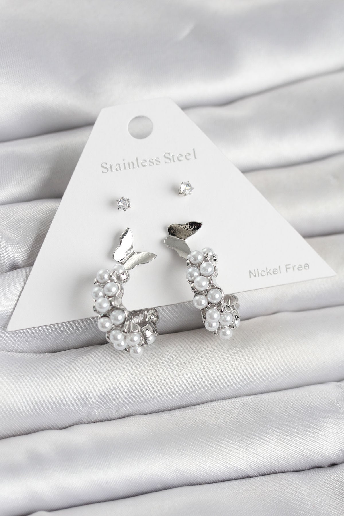 Pirinç Gümüş Renk Kelebek Detaylı Kadın Küpe Seti