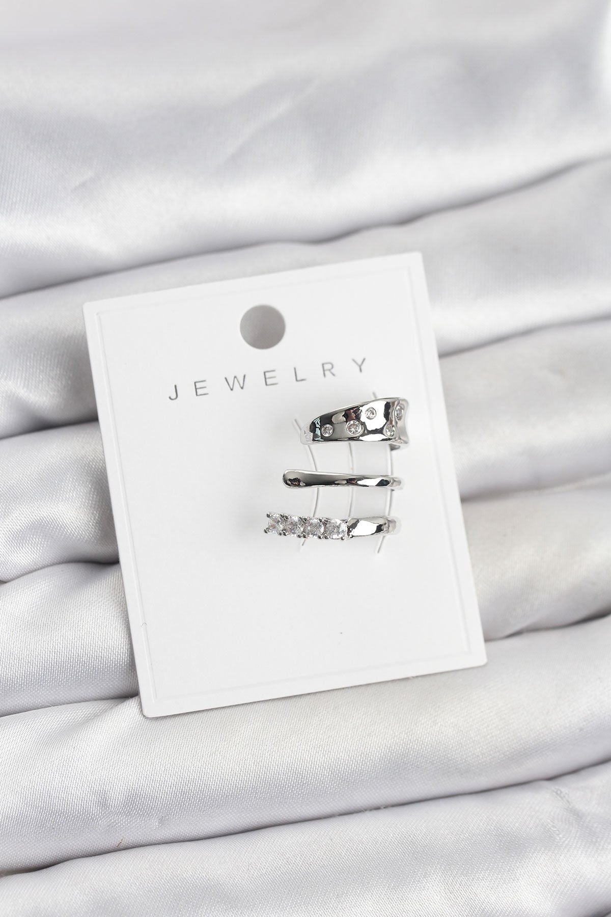 Gümüş Renk Zirkon Taşlı Pirinç Kıkırdak Küpe