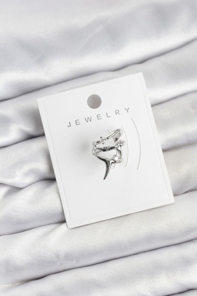 Gümüş Renk Pirinç Diken Model Kıkırdak Earcuff Küpe