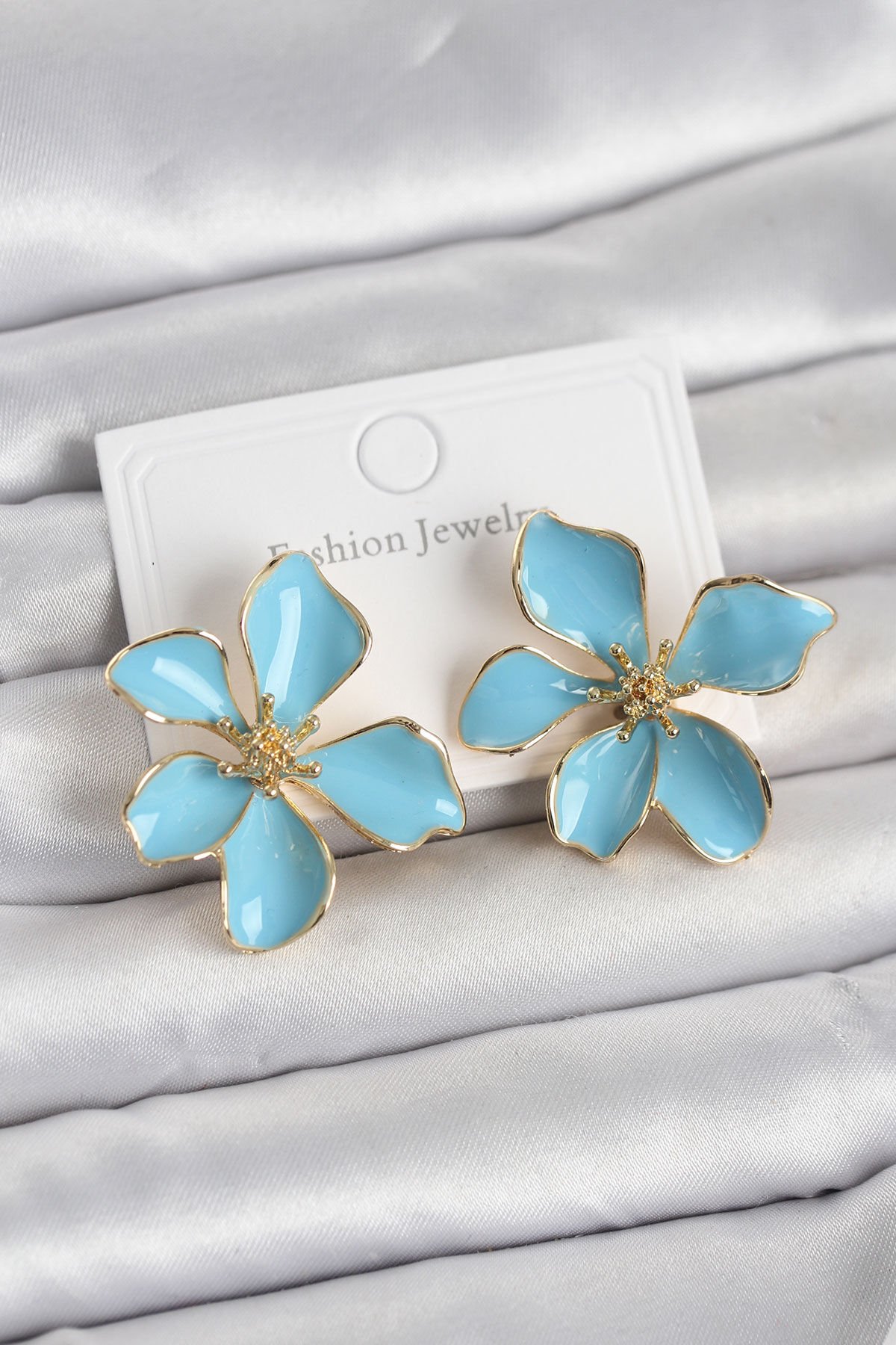 Mavi Mineli Çiçek Model Pirinç Kadın Küpe