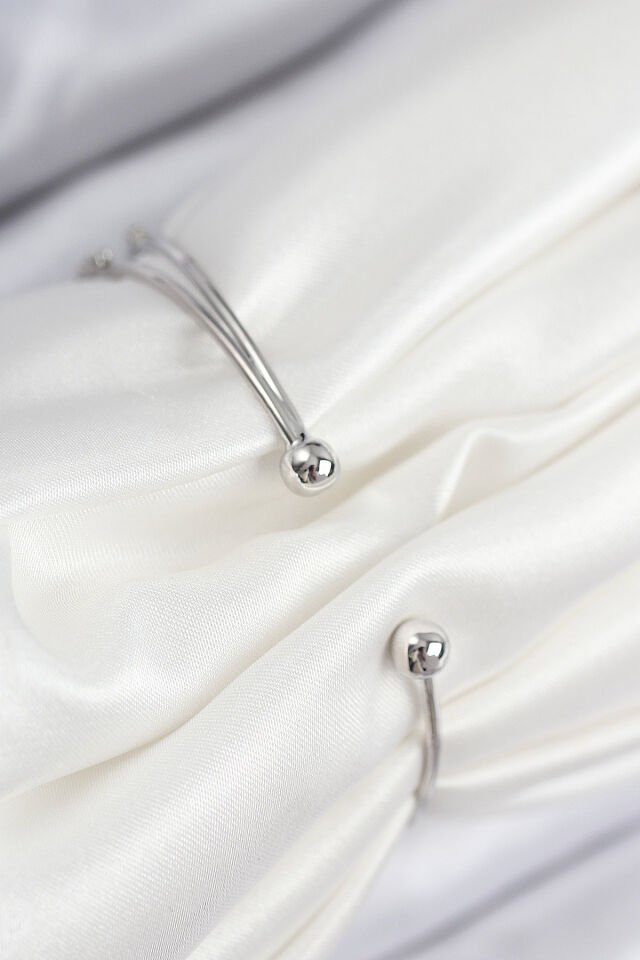 Pirinç Zirkon Taşlı Kelebek Model Gümüş Renk Kadın Bileklik