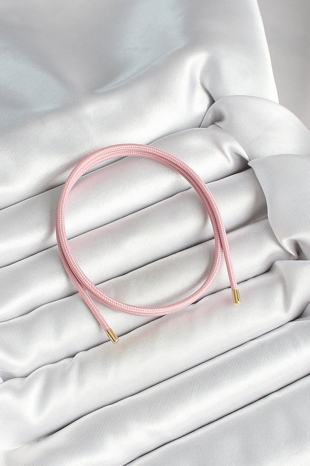 Mıknatıslı Kırmızı Renk Sarmal Kadın Bileklik