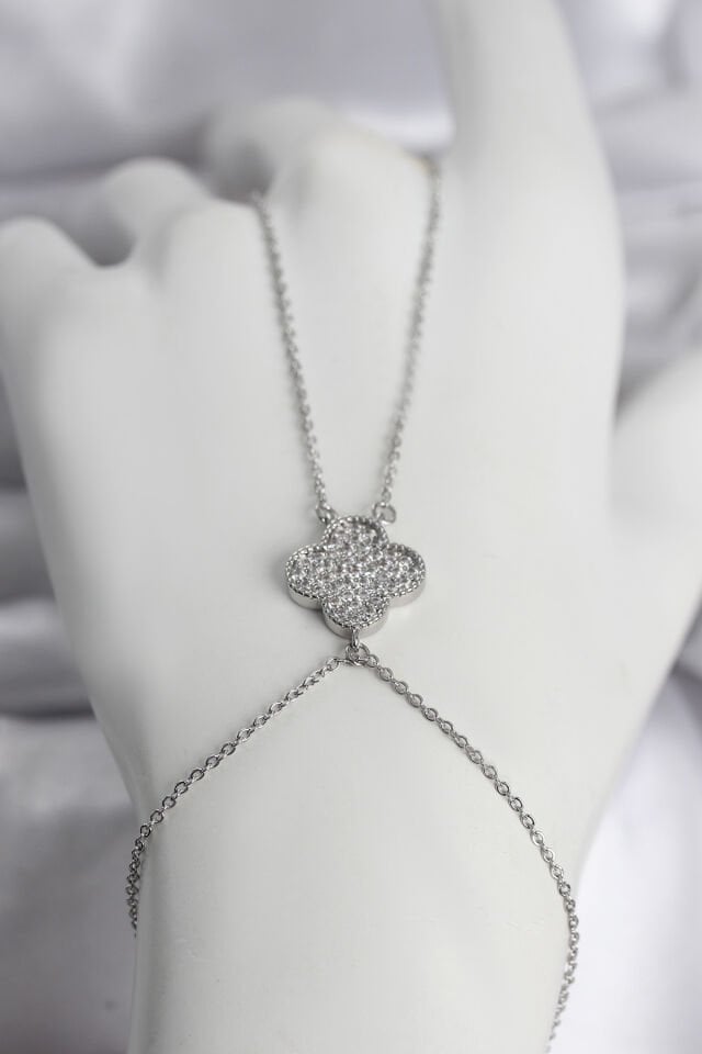 Pirinç Gümüş Renk Yonca Model Kadın Şahmeran