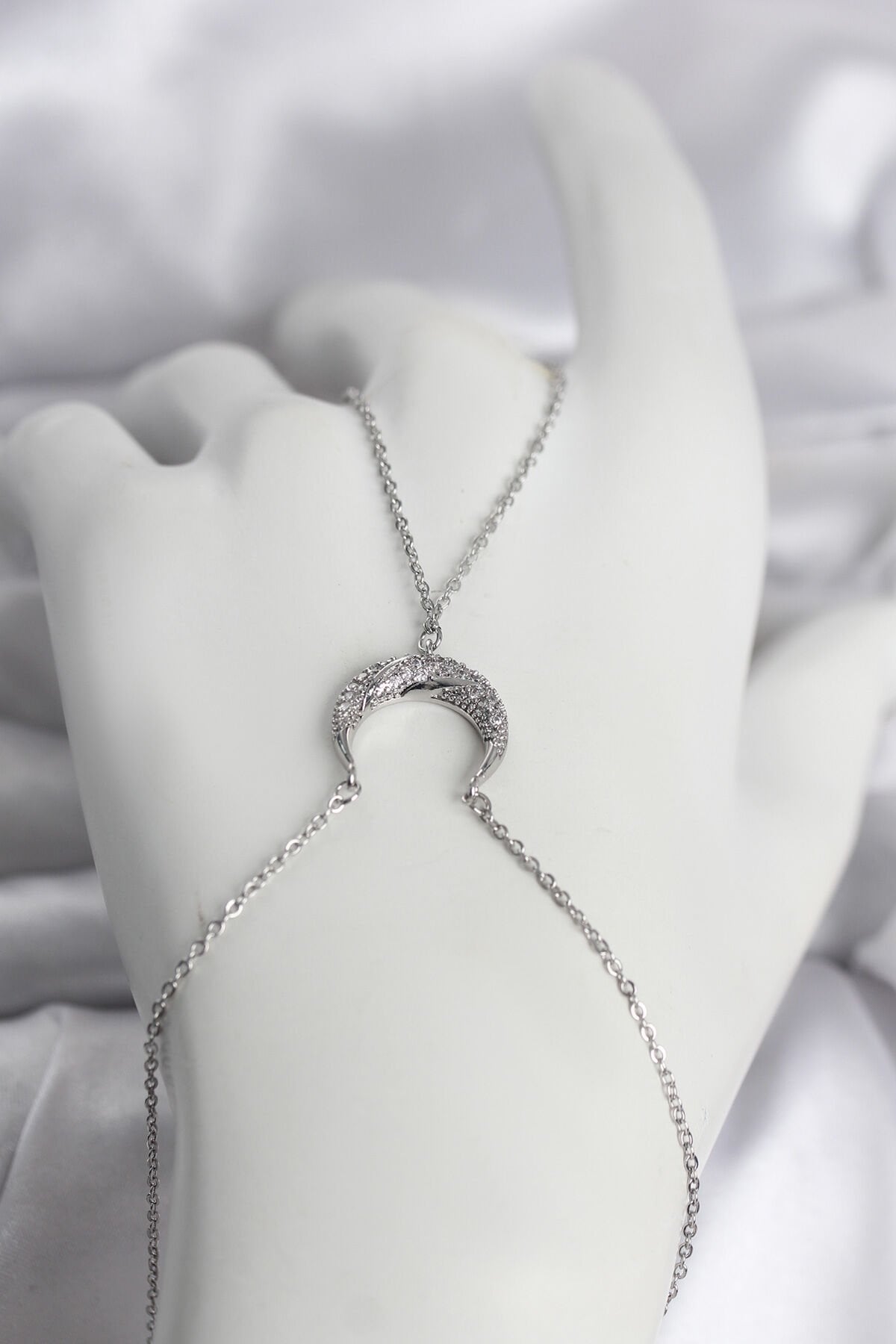 Pirinç Gümüş Renk Hilal Model Zirkon Taşlı Kadın Şahmeran