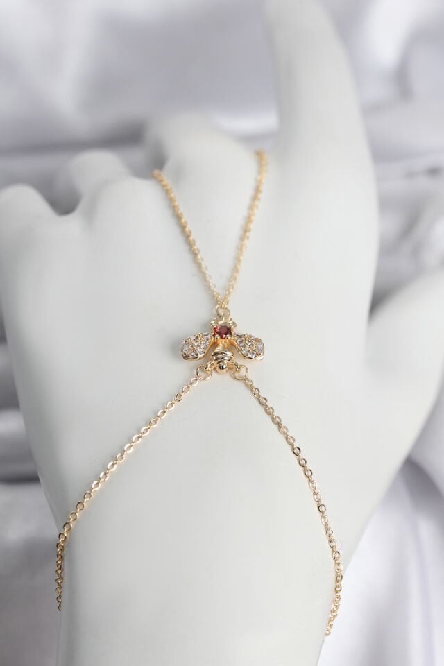 Pirinç Gold Renk Sinek Model Kadın Şahmeran