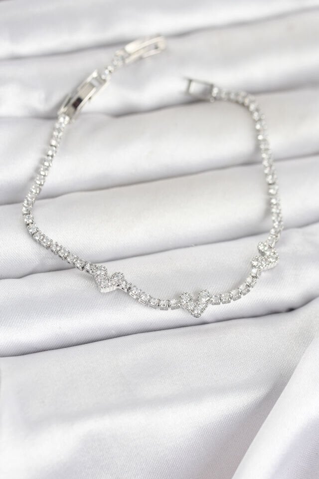 Pirinç Gümüş Renk Kalp Model Zirkon Taşlı Su Yolu Kadın Bileklik