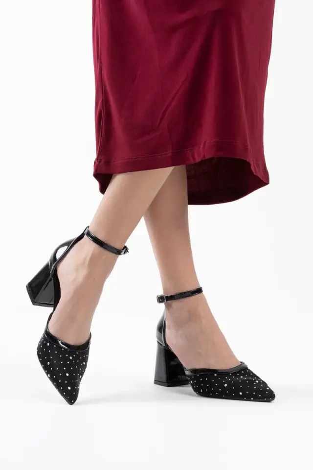 Siyah Tekstil Kumaş Taşlı Kadın Topuklu Ayakkabı TR08MS18A