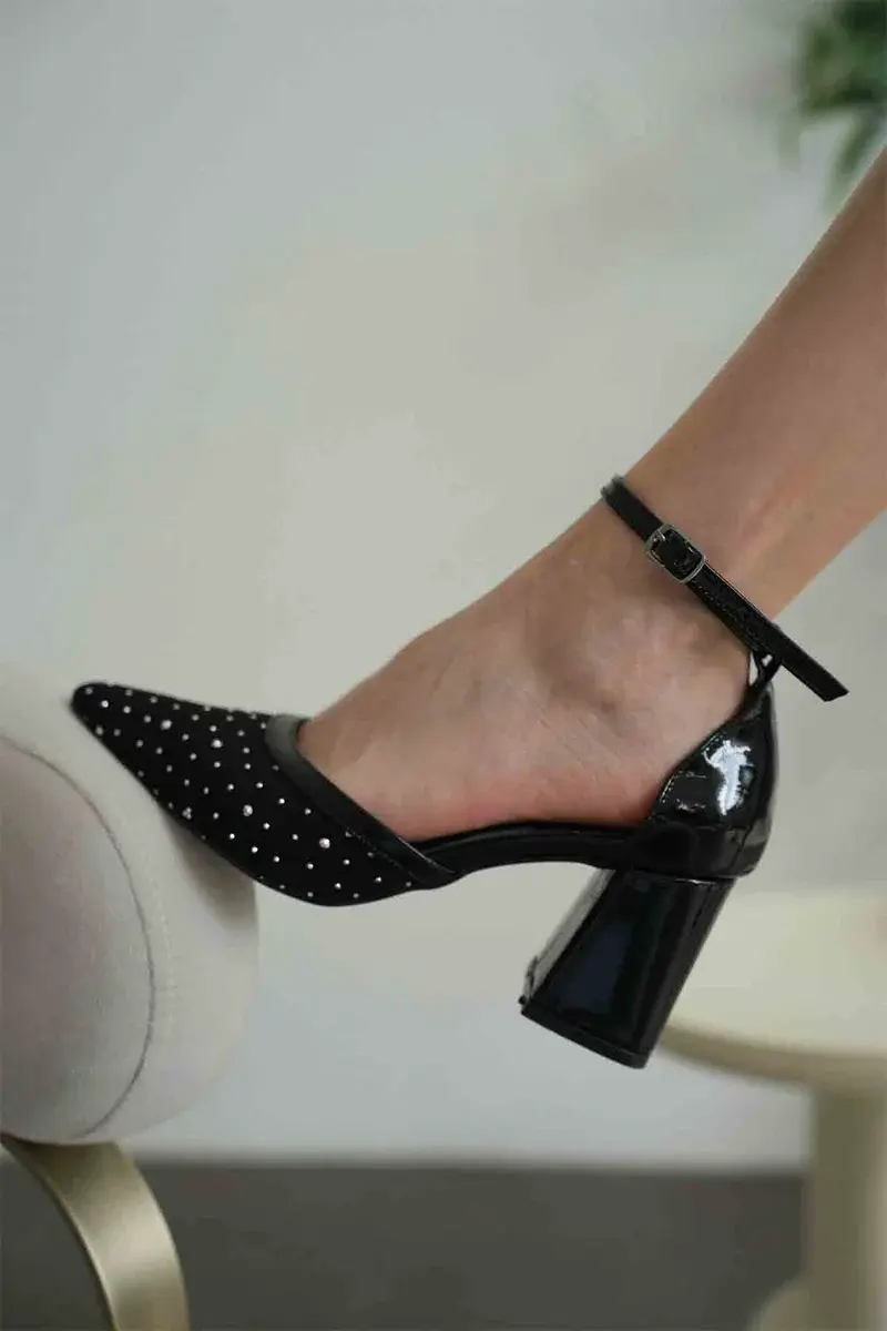 Siyah Tekstil Kumaş Taşlı Kadın Topuklu Ayakkabı TR08MS18A