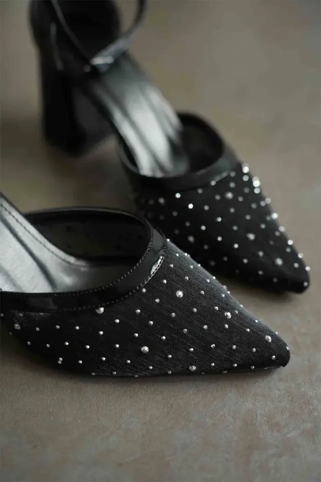 Siyah Tekstil Kumaş Taşlı Kadın Topuklu Ayakkabı TR08MS18A