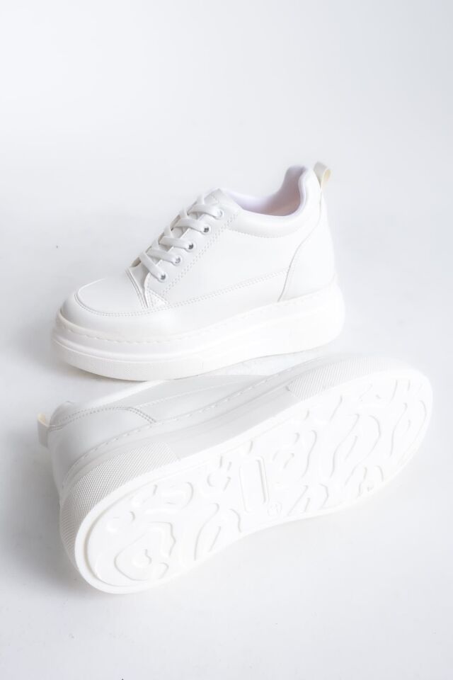 Kadın Gizli Topuk Beyaz Spor Ayakkabı