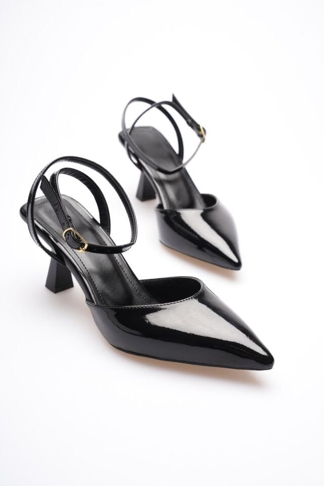 Kadın Siyah Rugan Topuklu Ayakkabı TR03MS02A