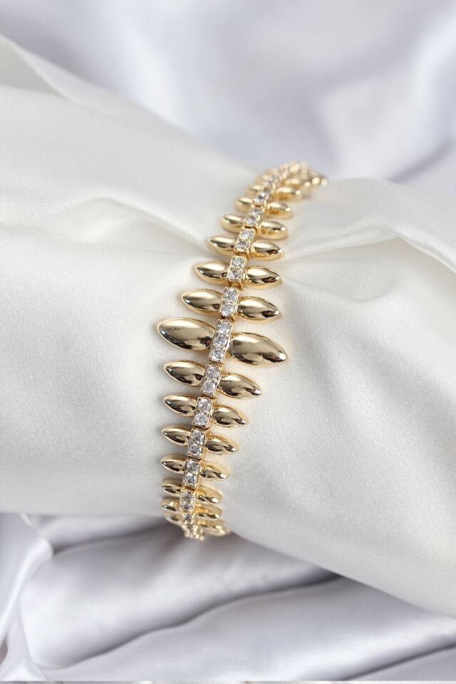 Pirinç VIP Seri Gold Renk Sıralı Damla Model Kadın Bileklik