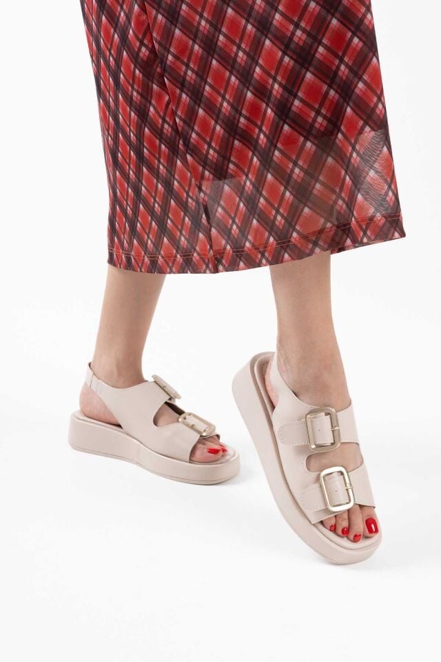 Bej Cilt Kadın Sandalet TR17MY02C