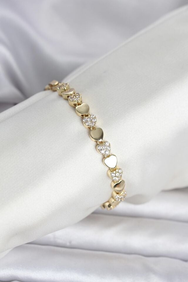 Pirinç Gold Renk Kalpli Model Kadın Bileklik