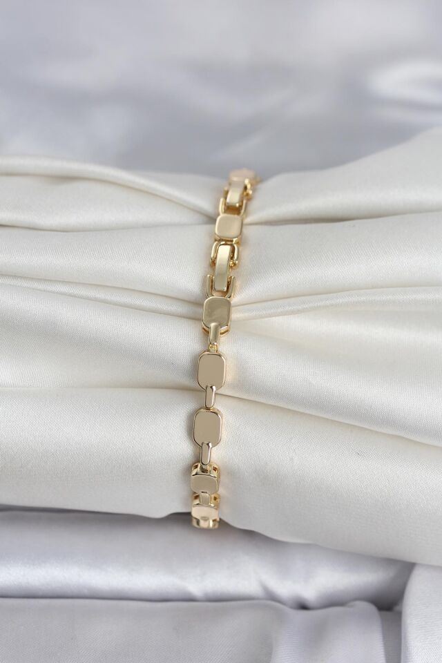 Pirinç Zirkon Taşlı Gold Renk Kadın Bileklik