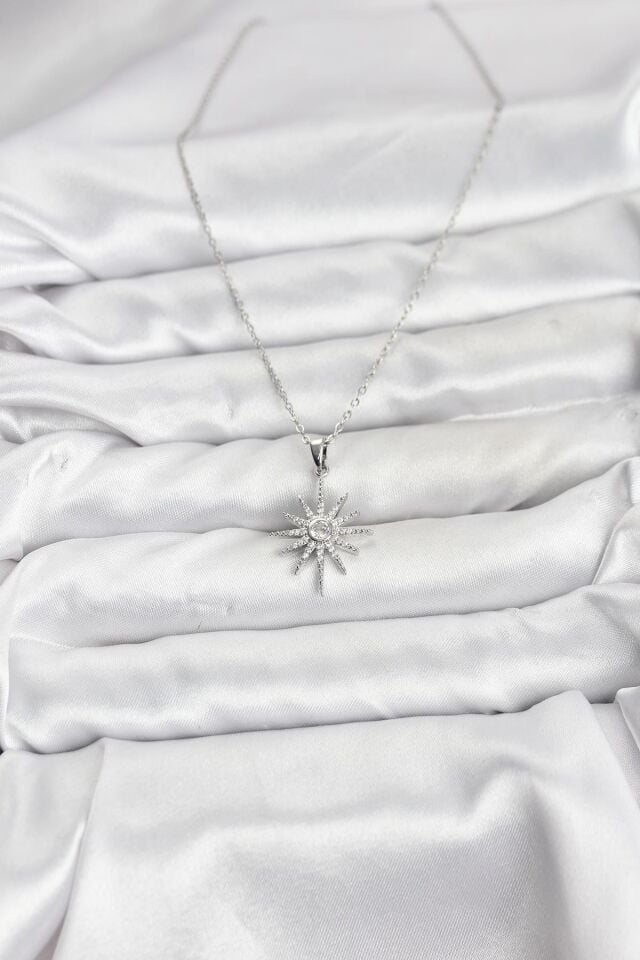 316L Çelik Zincir Gümüş Renk Kutup Yıldızı Model Zirkon Taşlı Kadın Kolye