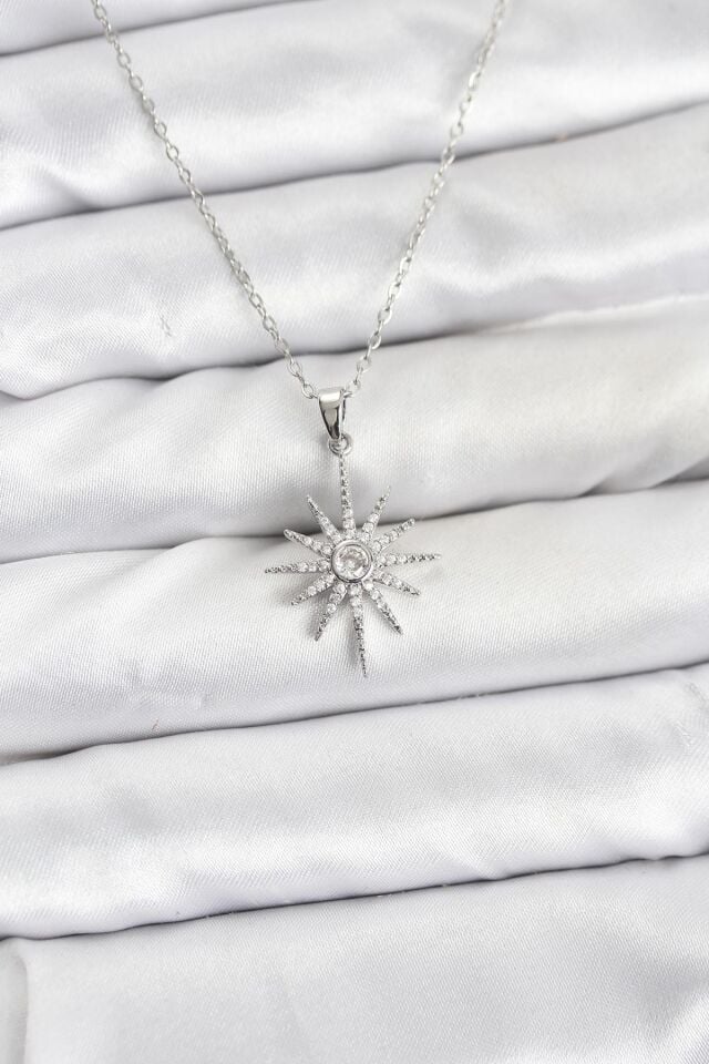 316L Çelik Zincir Gümüş Renk Kutup Yıldızı Model Zirkon Taşlı Kadın Kolye