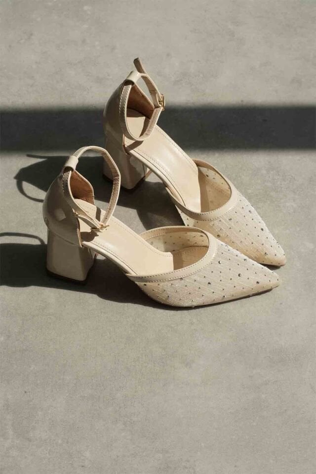 Tekstil Kumaş Taşlı Kadın Topuklu Ayakkabı TR08MS18B