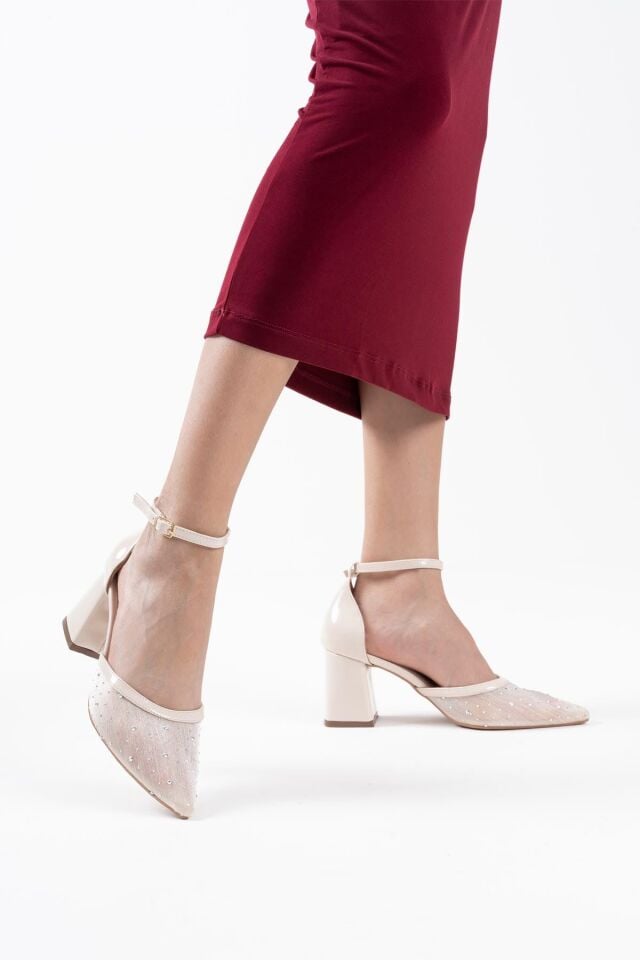 Tekstil Kumaş Taşlı Kadın Topuklu Ayakkabı TR08MS18B