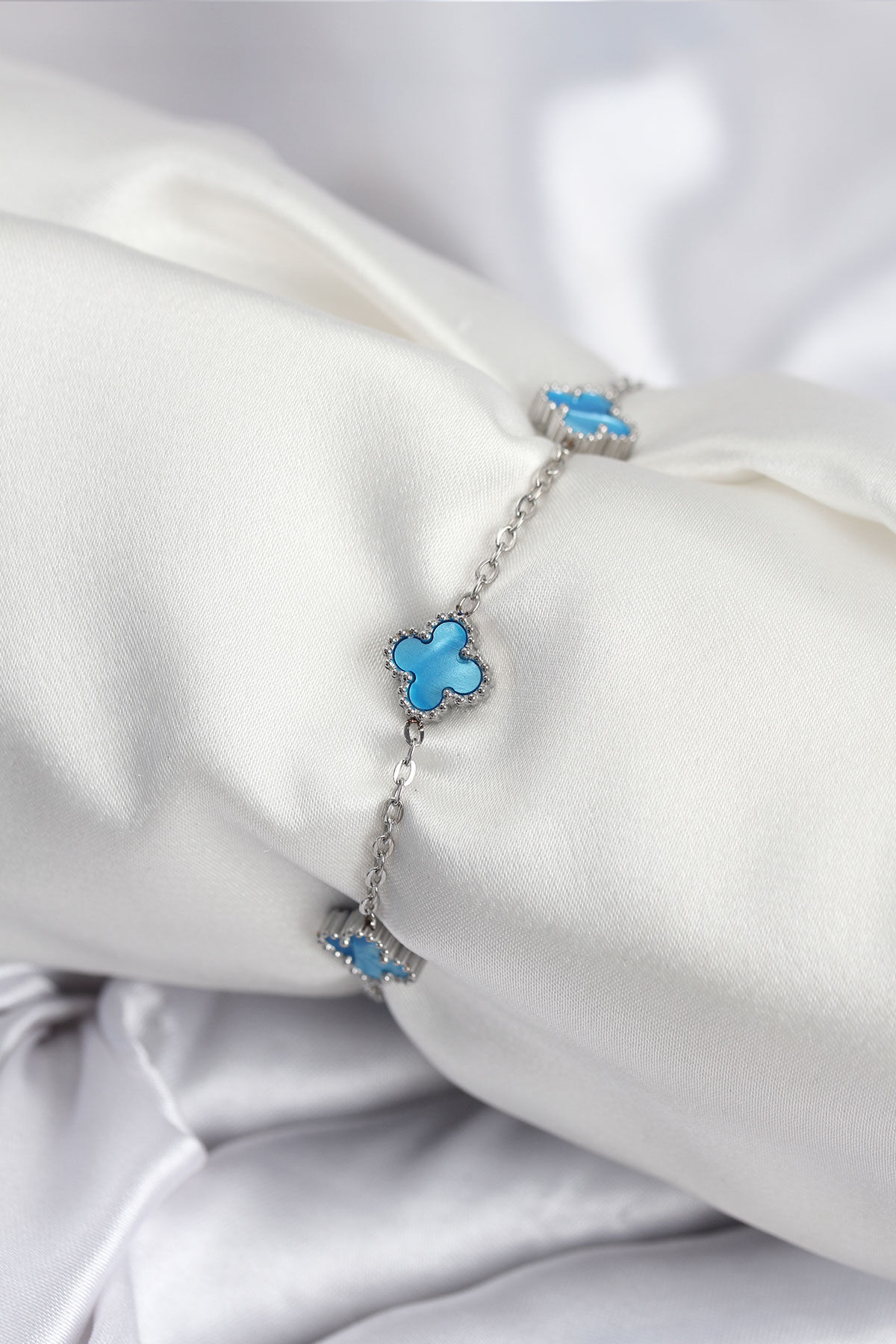 316L Çelik Gümüş Renk Buz Mavisi Baby Boy Yonca Kadın Bileklik