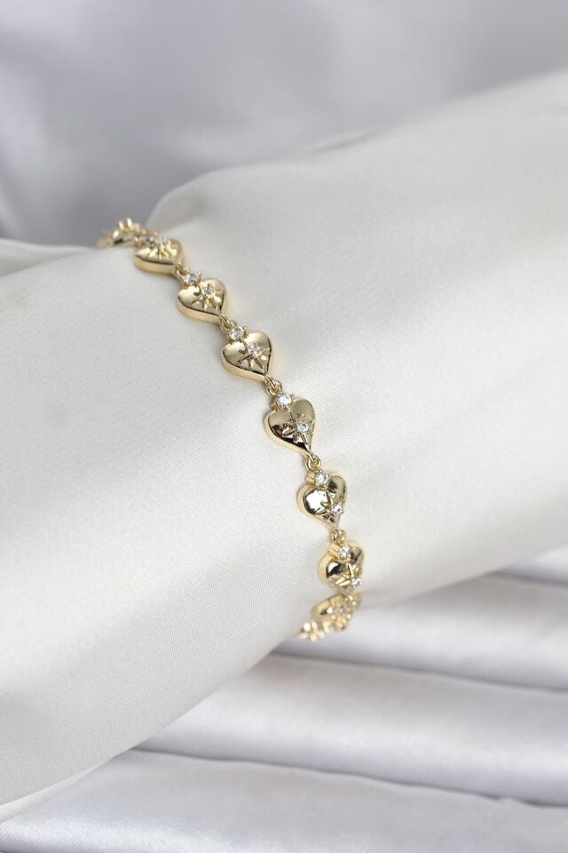 Pirinç Gold Renk Kalpli Kutup Yıldızı İşleme Kadın Bileklik