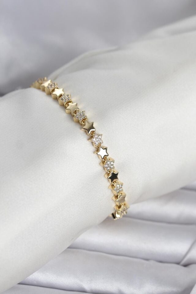 Pirinç Gold Renk Zirkon Taşlı Yıldız Model Kadın Bileklik