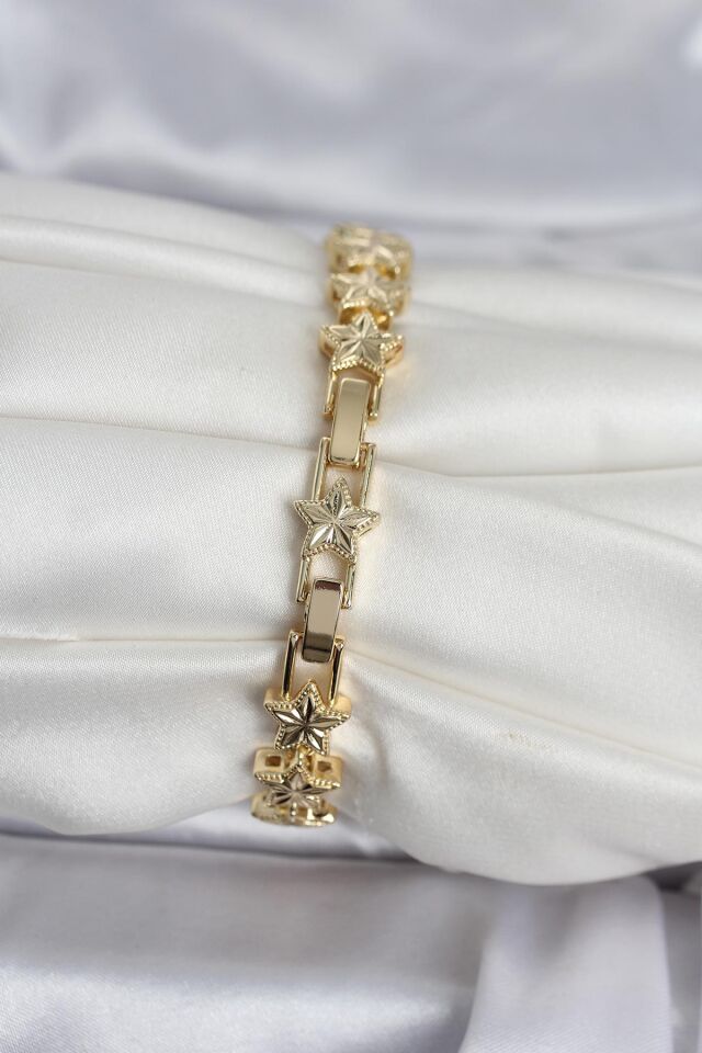 Pirinç Gold Renk Yıldız Model Kadın Bileklik