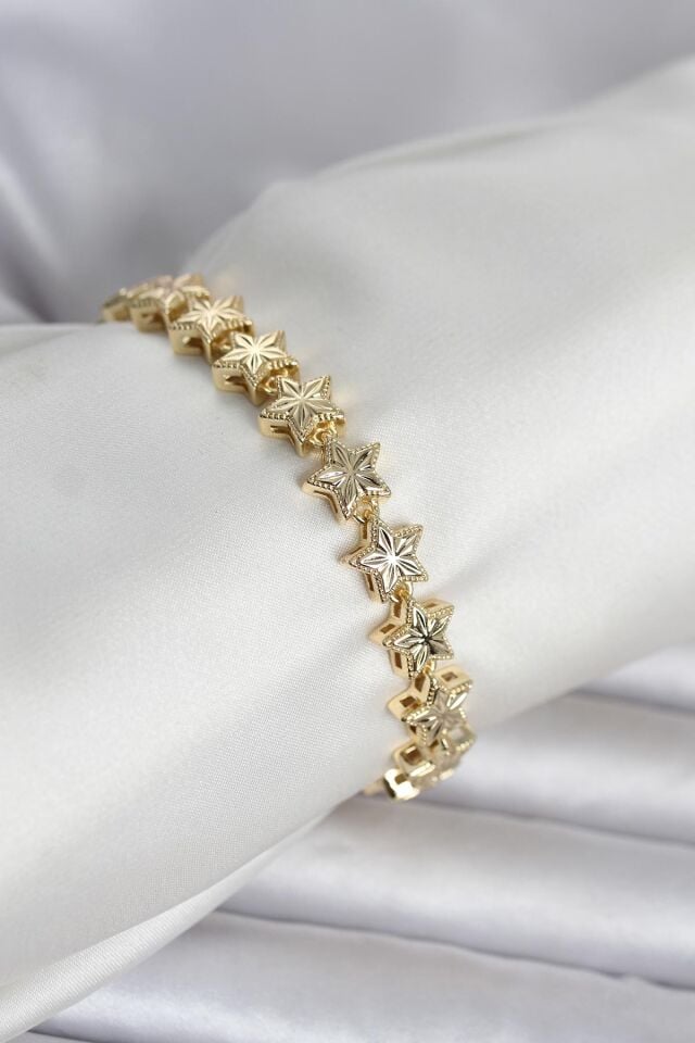 Pirinç Gold Renk Yıldız Model Kadın Bileklik