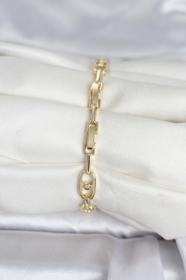 Pirinç Gold Renk Zirkon Taşlı Kadın Bileklik