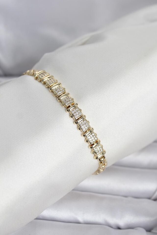 Xuping Model Zirkon Taşlı Gold Renk Kadın Bileklik