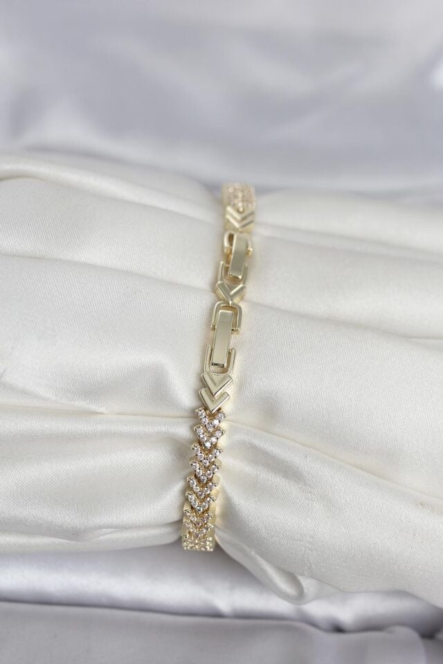 Pirinç Gold Renk Zirkon Taşlı Çavuş Model Kadın Bileklik