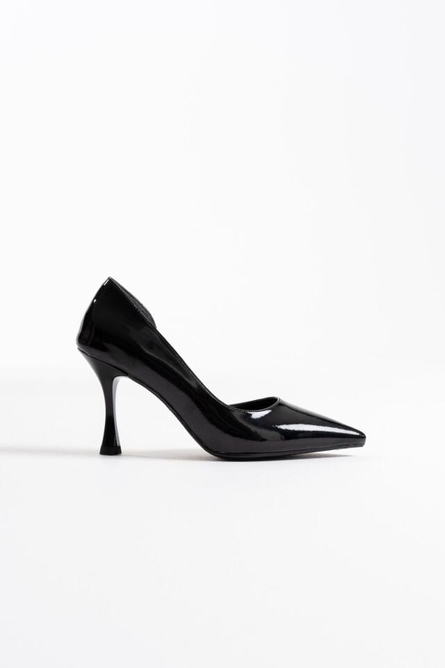 Kadın Siyah Rugan Topuklu Ayakkabı TR08MS45L