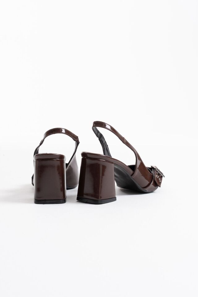 Acı Kahve Rugan Kadın Topuklu Ayakkabı TR08MS07G