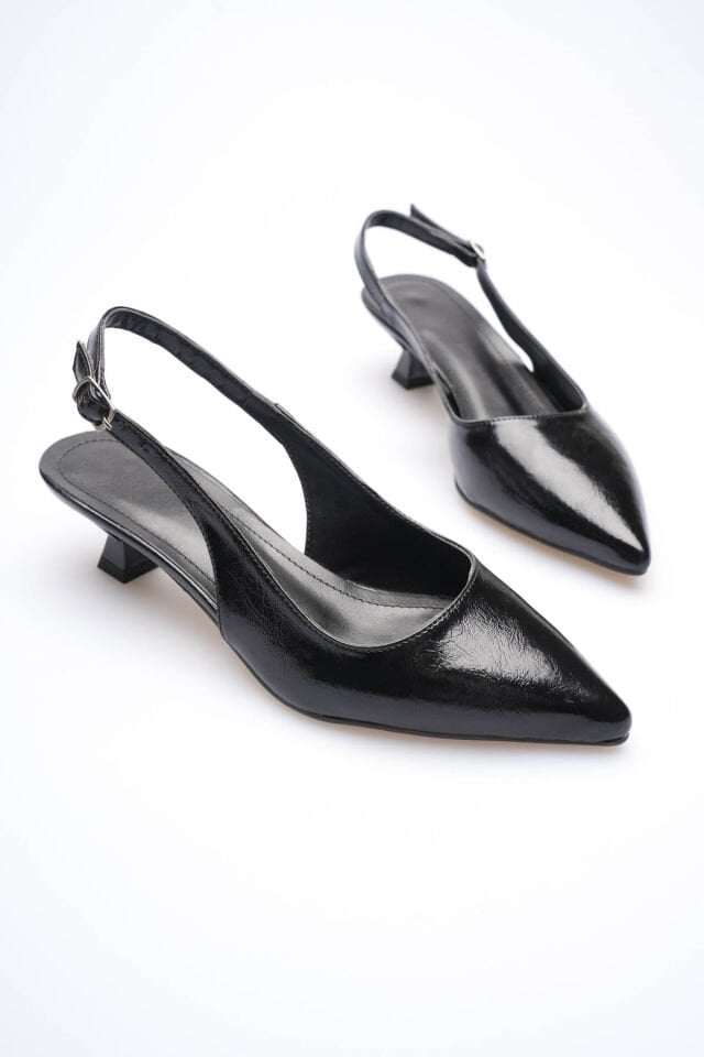 Kadın Siyah Kırışık Rugan Sivri Burun Slingback Kısa Topuklu Ayakkabı TR20MS04C