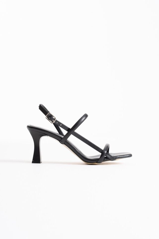 Kadın Siyah Topuklu Sandalet TR12MY06A