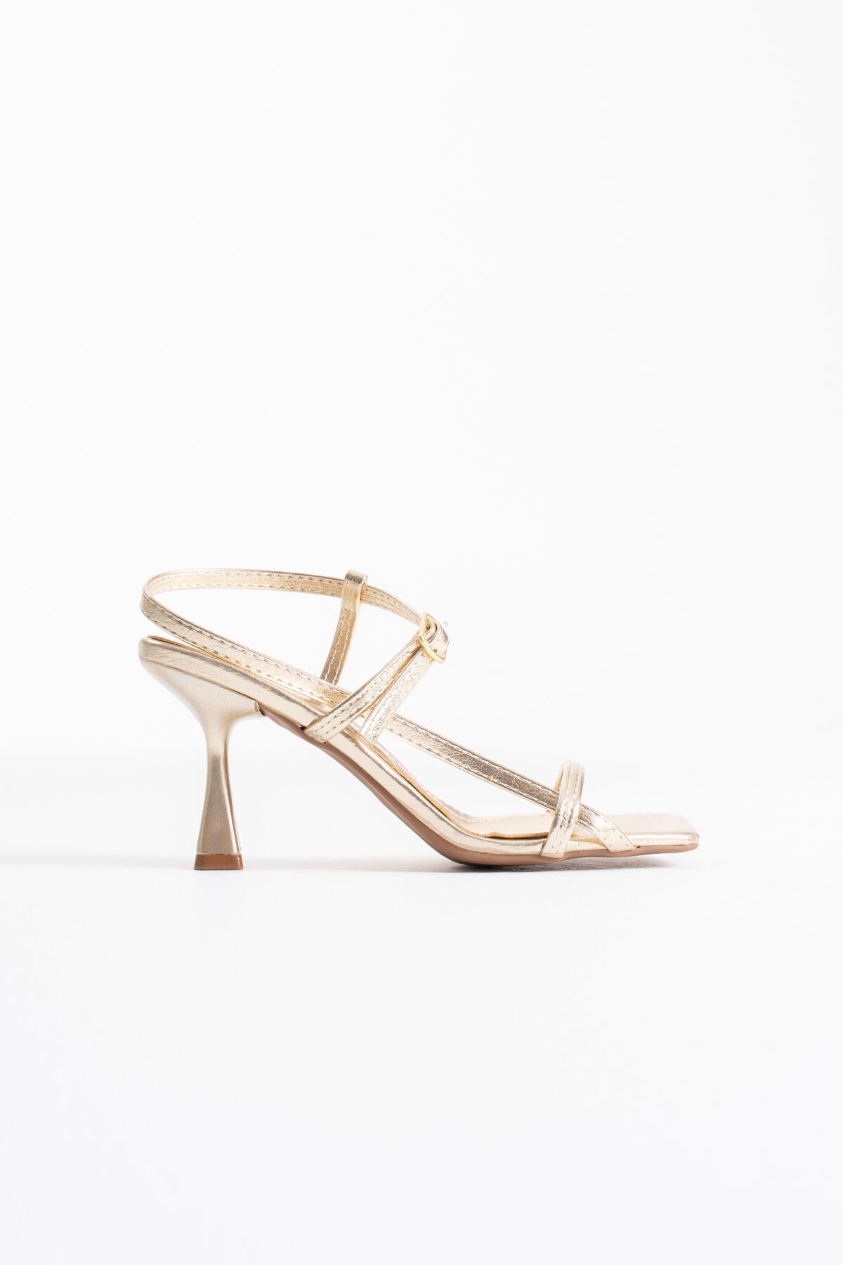Kadın Altın Topuklu Sandalet TR02MY01C