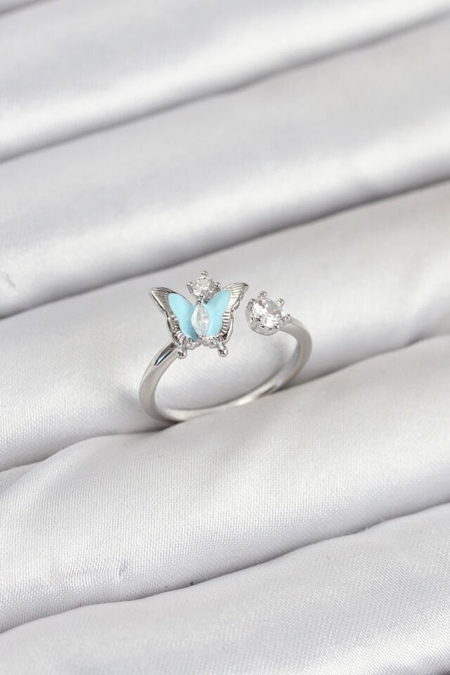 Pirinç Gümüş Renk Kelebek Model Kadın Yüzük