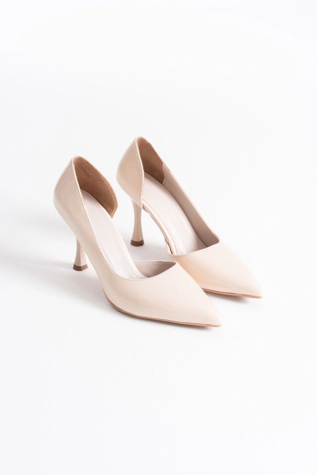 Kadın Bej Rugan Topuklu Ayakkabı TR08MS45H