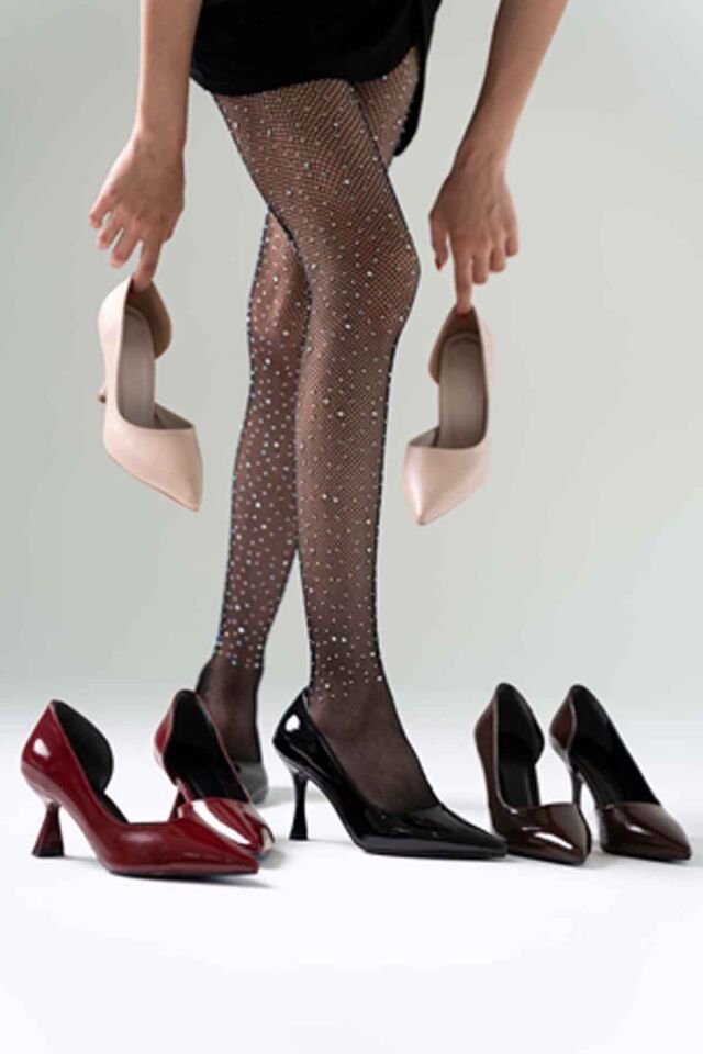 Kadın Bej Rugan Topuklu Ayakkabı TR08MS45H