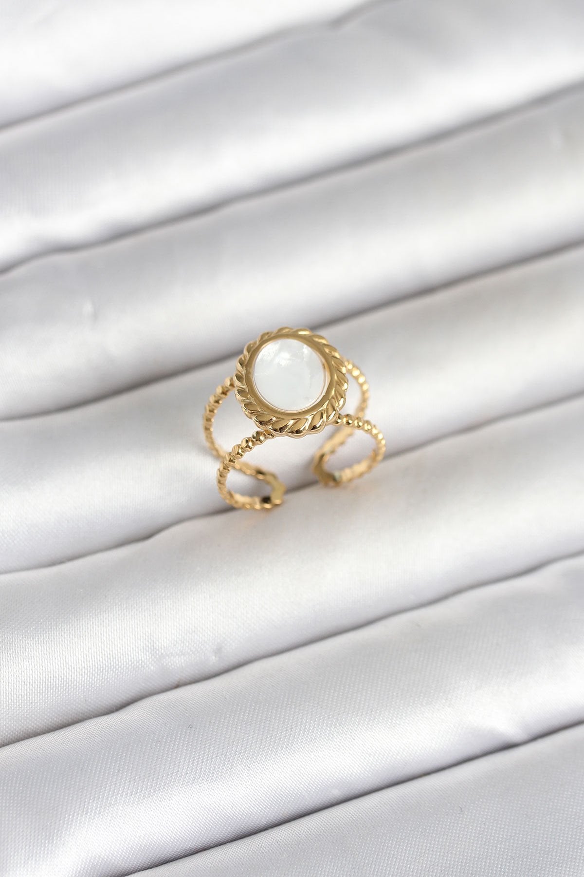 316L Çelik Gold Renk Sedefli Vintage Kadın Yüzük