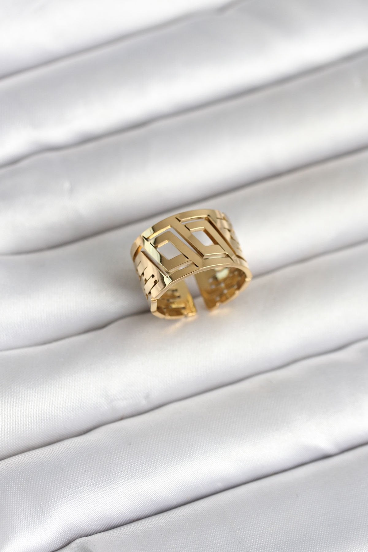 316L Çelik Gold Renk Geometrik Model Kadın Yüzük