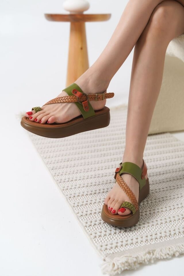 Çok Renkli Hakiki Deri Sandalet TR31MY64E