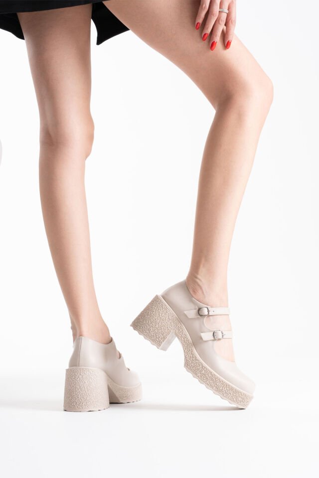 Kadın Mat Bej Günlük Ayakkabı TR06MS07D