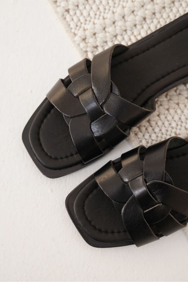 Siyah Hakiki Deri Terlik TR31MY66A