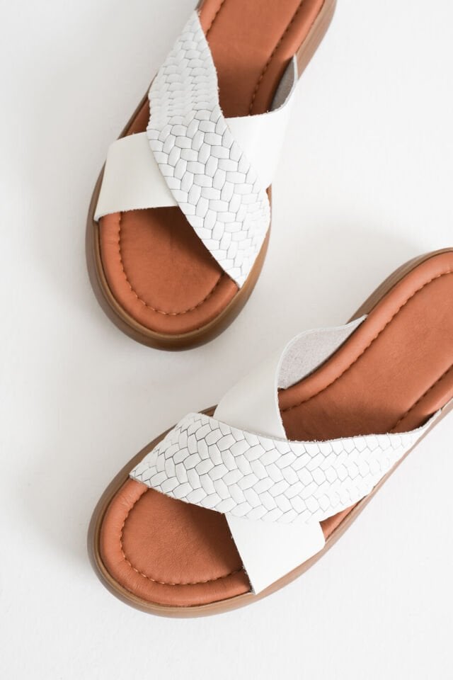 Beyaz Hakiki Deri Terlik TR31MY53M