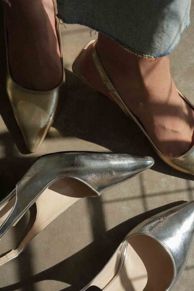 Kadın Gümüş Kırışık Rugan Topuklu Ayakkabı TR08MS08D