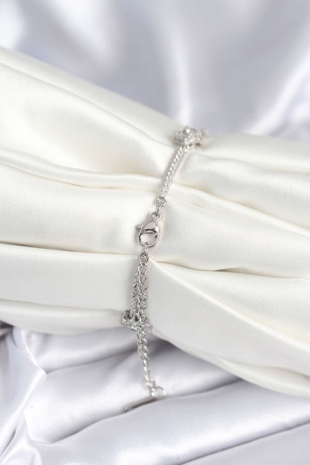 Pirinç Gümüş Renk Yıldız Model Kadın Bileklik