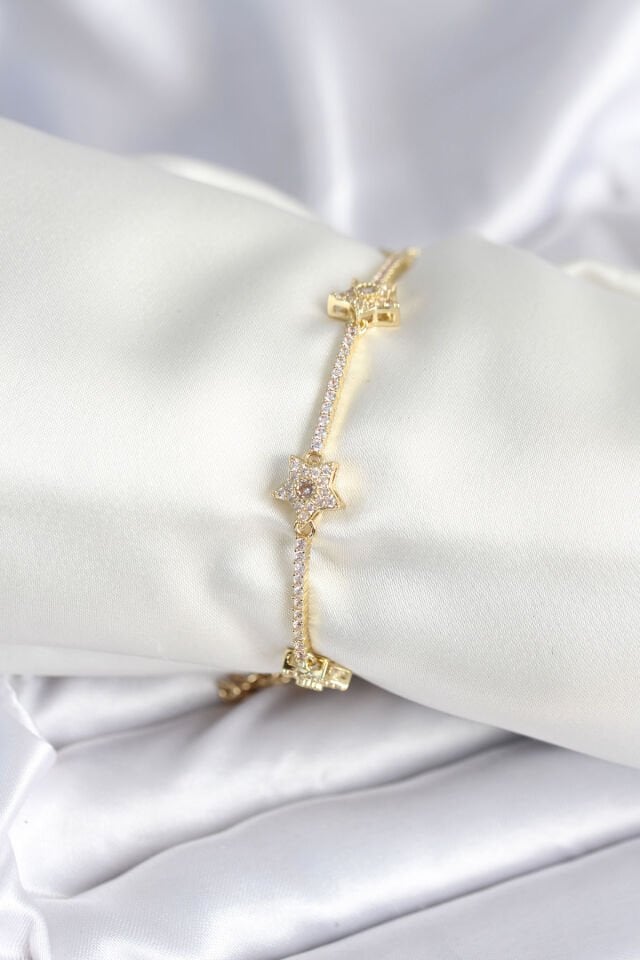 Pirinç Gold Renk Yıldız Model Kadın Bileklik