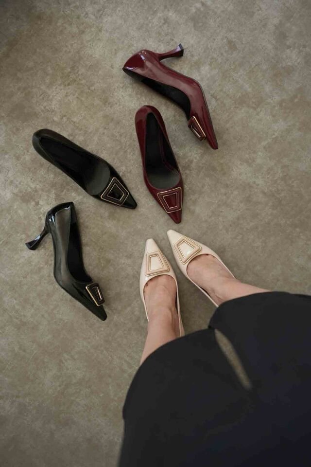 Kadın Bordo Rugan Ayakkabı TR08MS09C